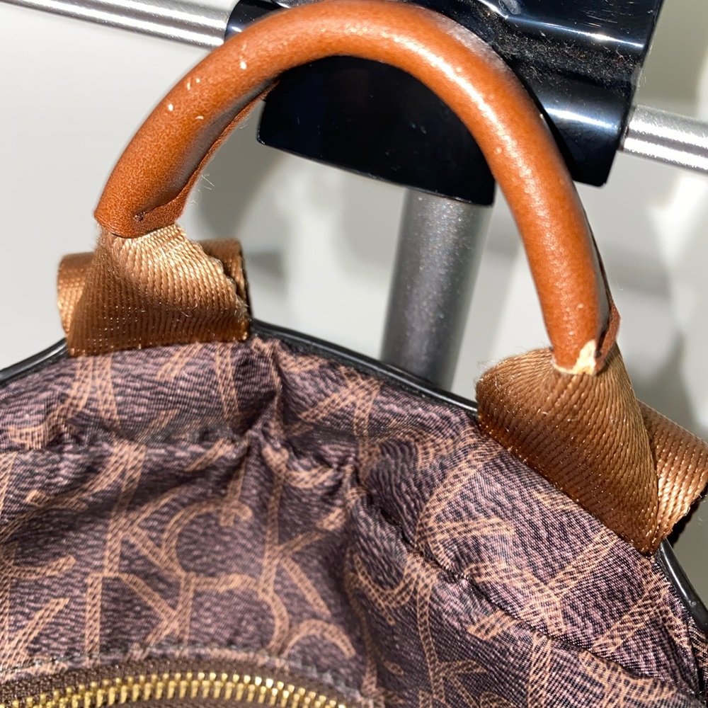 Backpack - Picture 3 of 15